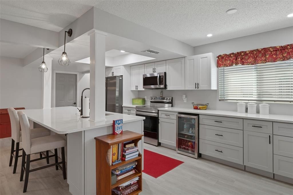 Activo con contrato: $325,900 (2 camas, 2 baños, 1674 Pies cuadrados)