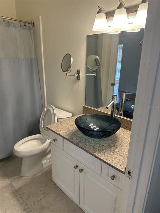 For Rent: $1,995 (2 beds, 2 baths, 1008 Square Feet)