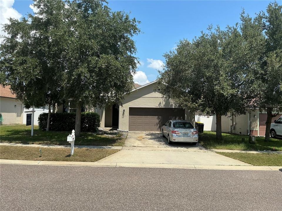 For Rent: $2,600 (3 beds, 2 baths, 1865 Square Feet)