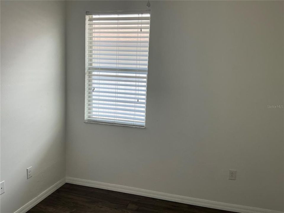 For Rent: $2,600 (3 beds, 2 baths, 1865 Square Feet)