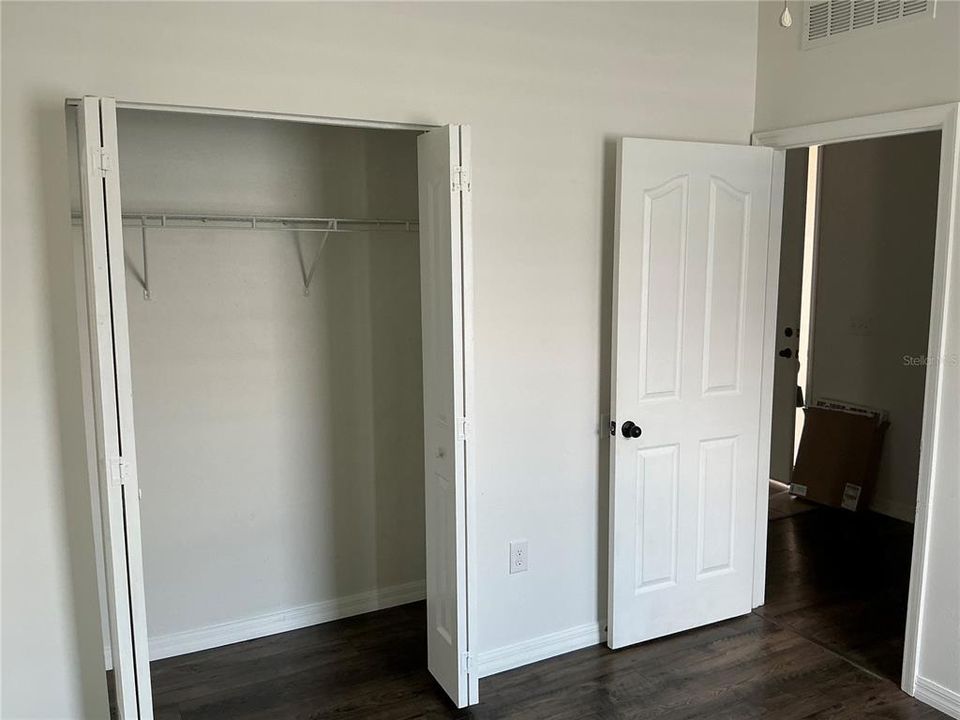 For Rent: $2,600 (3 beds, 2 baths, 1865 Square Feet)