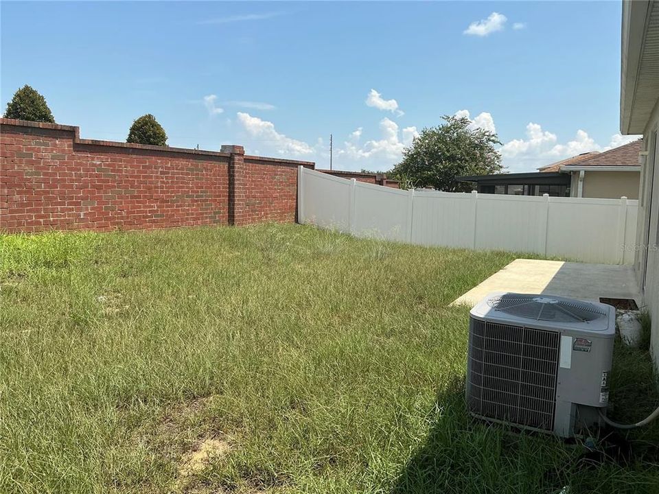 For Rent: $2,600 (3 beds, 2 baths, 1865 Square Feet)