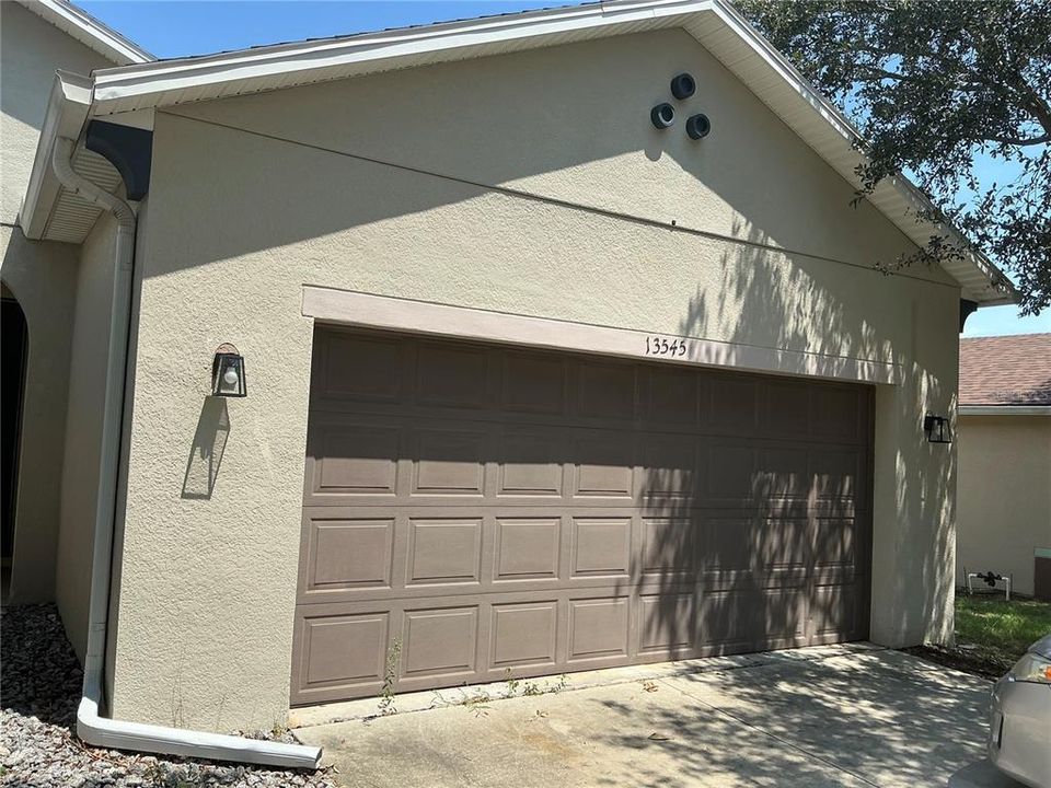 For Rent: $2,600 (3 beds, 2 baths, 1865 Square Feet)