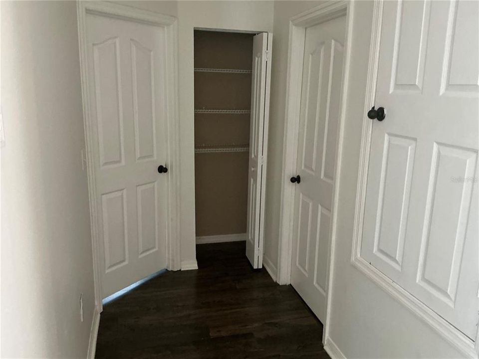 For Rent: $2,600 (3 beds, 2 baths, 1865 Square Feet)