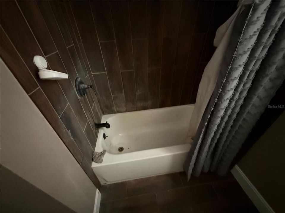 En Venta: $127,000 (3 camas, 2 baños, 1712 Pies cuadrados)
