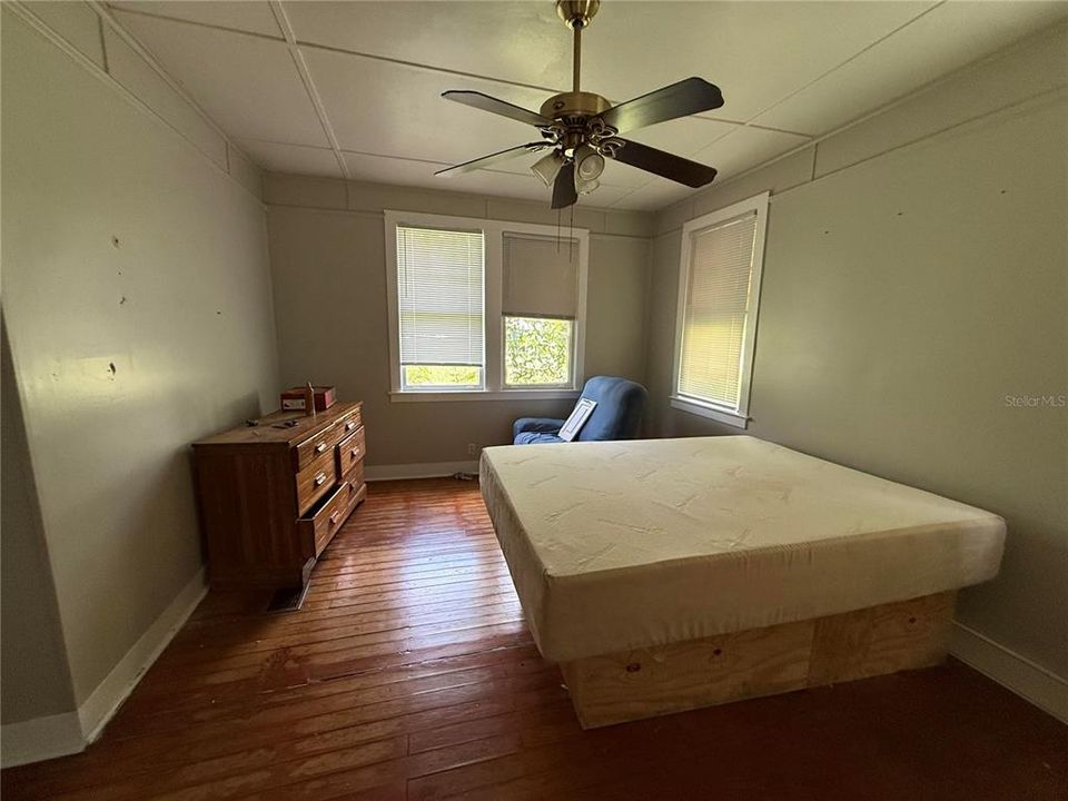 En Venta: $127,000 (3 camas, 2 baños, 1712 Pies cuadrados)
