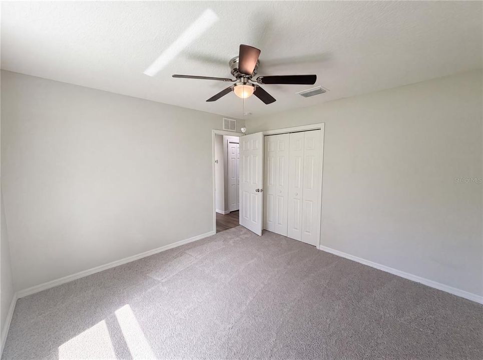 For Sale: $275,000 (3 beds, 2 baths, 1396 Square Feet)