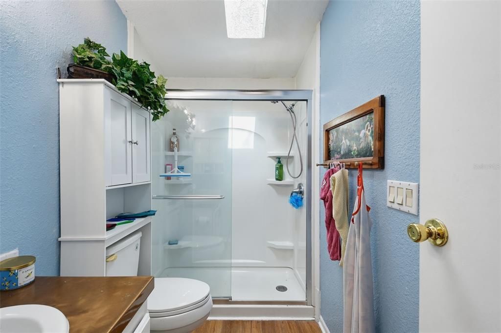 На продажу: $389,900 (3 спален, 2 ванн, 1800 Квадратных фут)