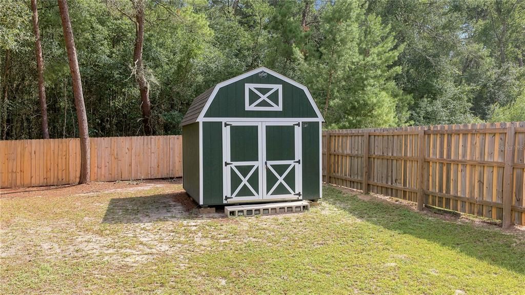For Sale: $289,900 (5 beds, 3 baths, 2100 Square Feet)