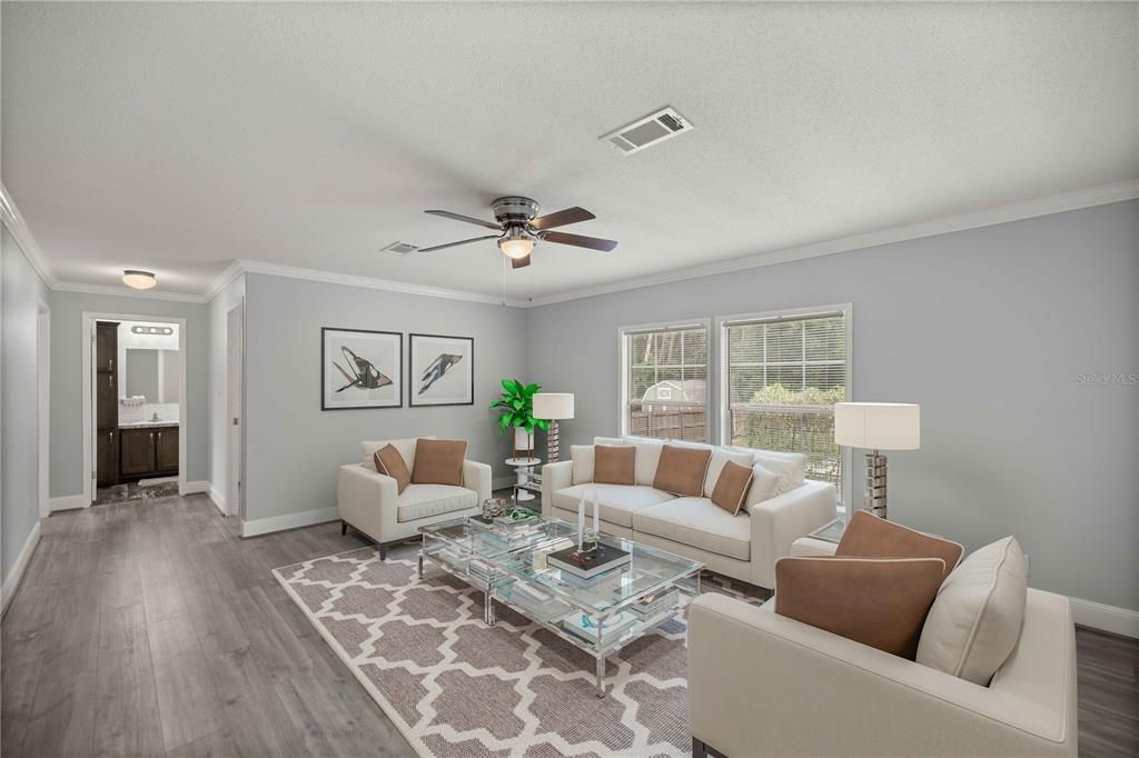 For Sale: $289,900 (5 beds, 3 baths, 2100 Square Feet)