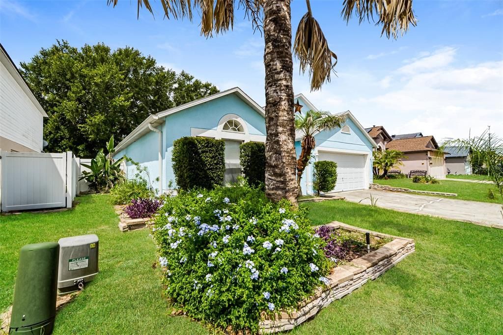 For Sale: $310,000 (3 beds, 2 baths, 1874 Square Feet)