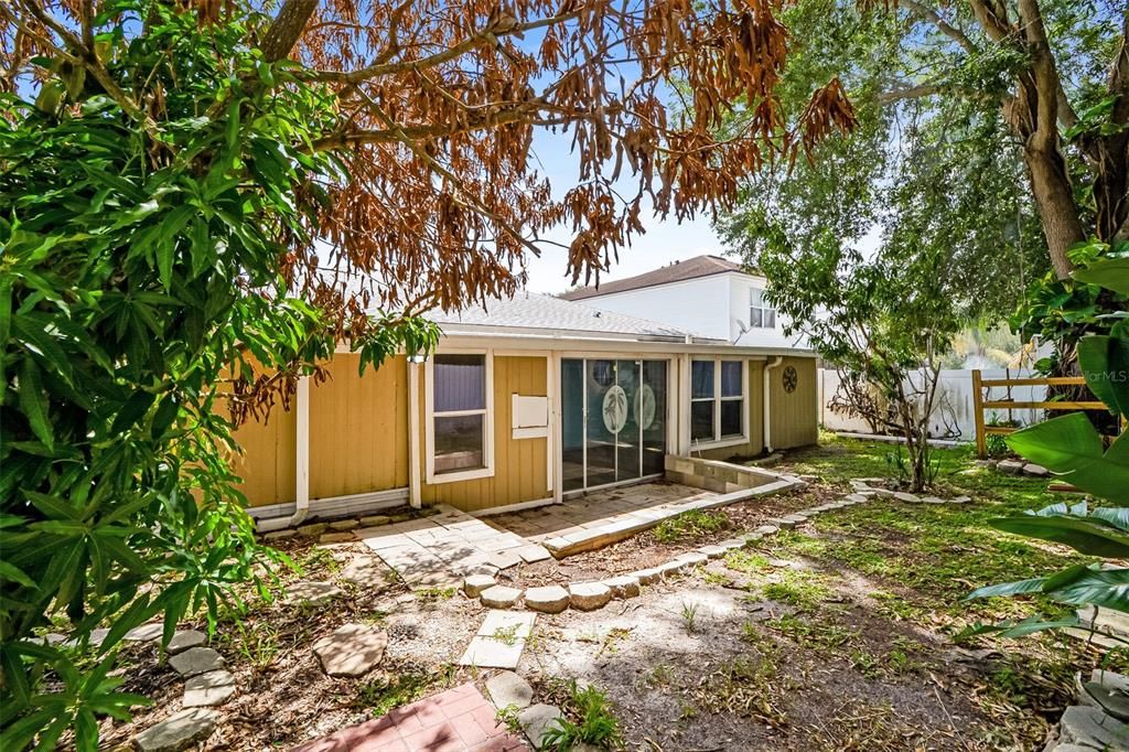 For Sale: $310,000 (3 beds, 2 baths, 1874 Square Feet)