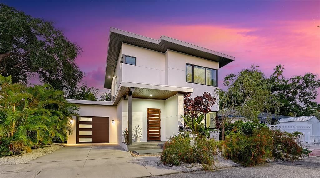 En Venta: $1,749,990 (3 camas, 3 baños, 2335 Pies cuadrados)