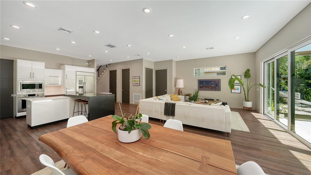 En Venta: $1,749,990 (3 camas, 3 baños, 2335 Pies cuadrados)