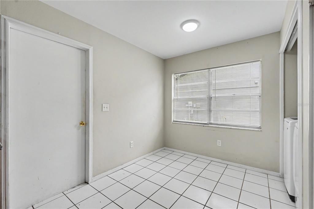 En Venta: $335,000 (3 camas, 2 baños, 1406 Pies cuadrados)