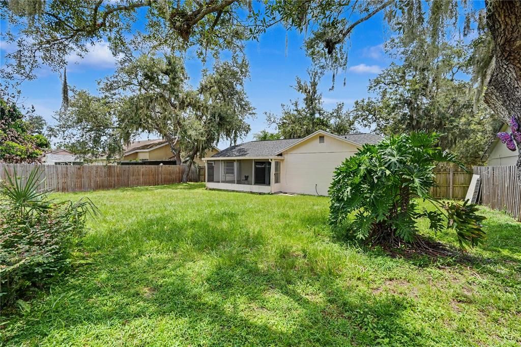 En Venta: $335,000 (3 camas, 2 baños, 1406 Pies cuadrados)