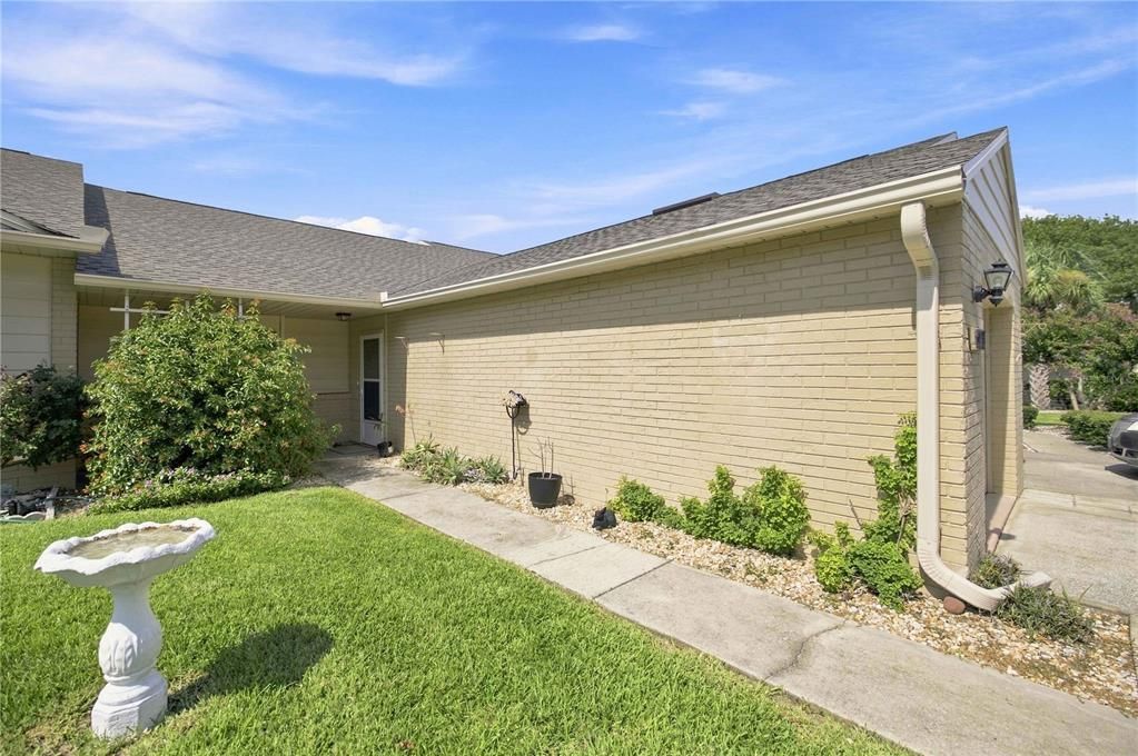 En Venta: $164,900 (2 camas, 1 baños, 928 Pies cuadrados)