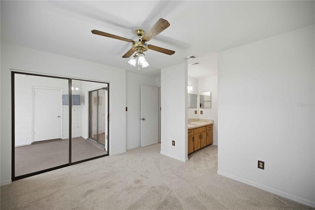 En Venta: $164,900 (2 camas, 1 baños, 928 Pies cuadrados)