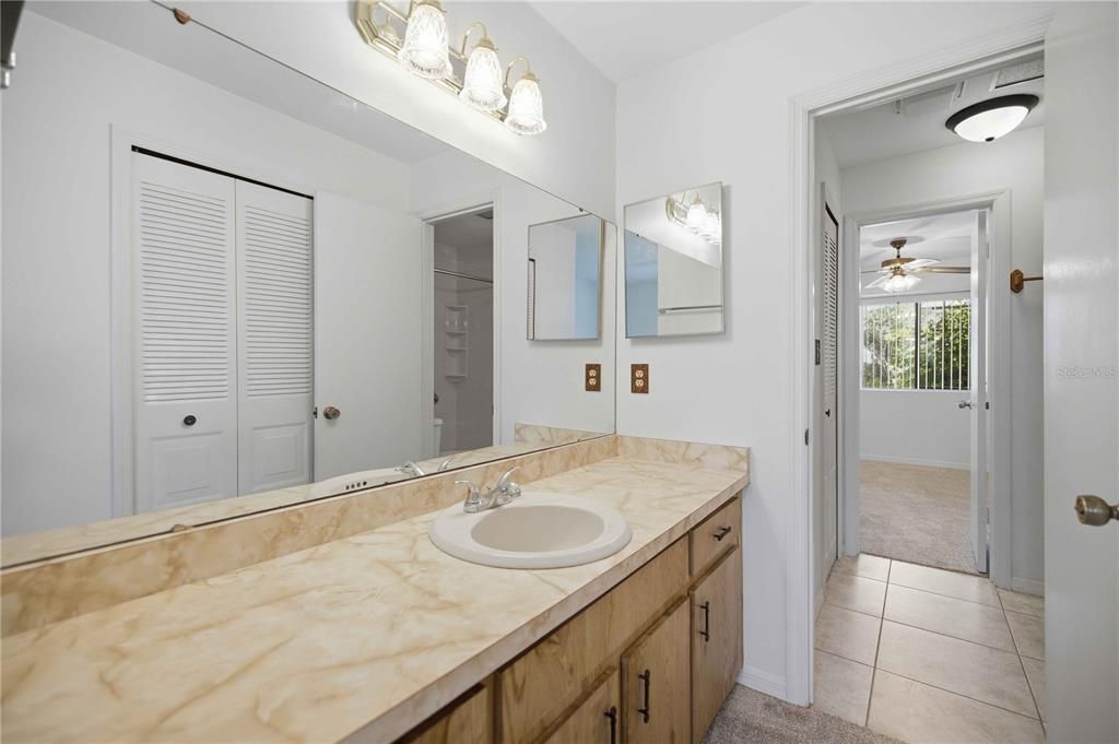 En Venta: $164,900 (2 camas, 1 baños, 928 Pies cuadrados)