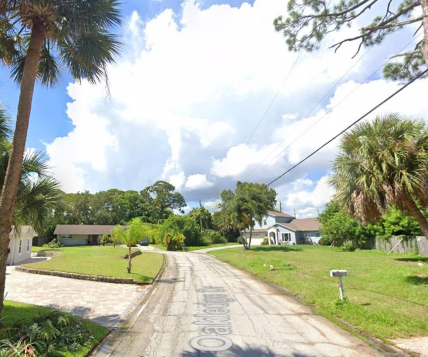 待售: $124,900 (0.26 acres)