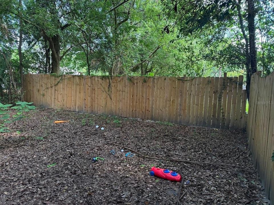 For Sale: $225,000 (4 beds, 0 baths, 1164 Square Feet)