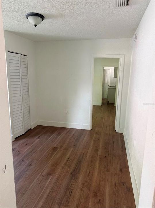 For Sale: $225,000 (4 beds, 0 baths, 1164 Square Feet)
