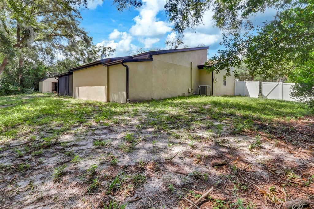 En Venta: $525,900 (3 camas, 2 baños, 2227 Pies cuadrados)