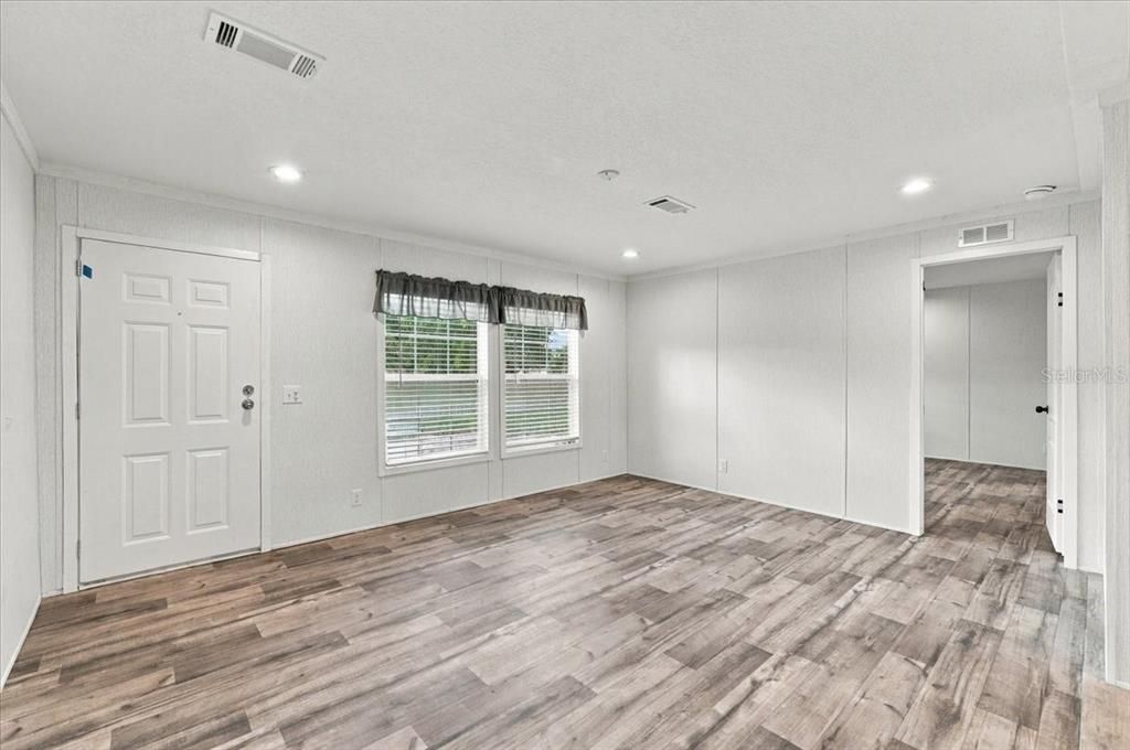 En Venta: $289,984 (4 camas, 2 baños, 1474 Pies cuadrados)