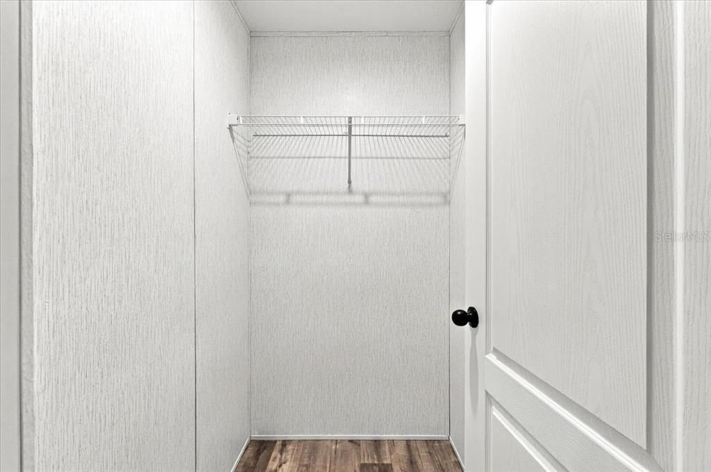 En Venta: $289,984 (4 camas, 2 baños, 1474 Pies cuadrados)