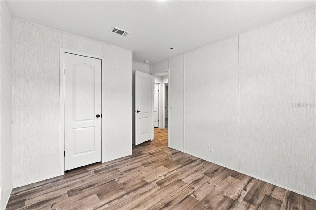 En Venta: $289,984 (4 camas, 2 baños, 1474 Pies cuadrados)