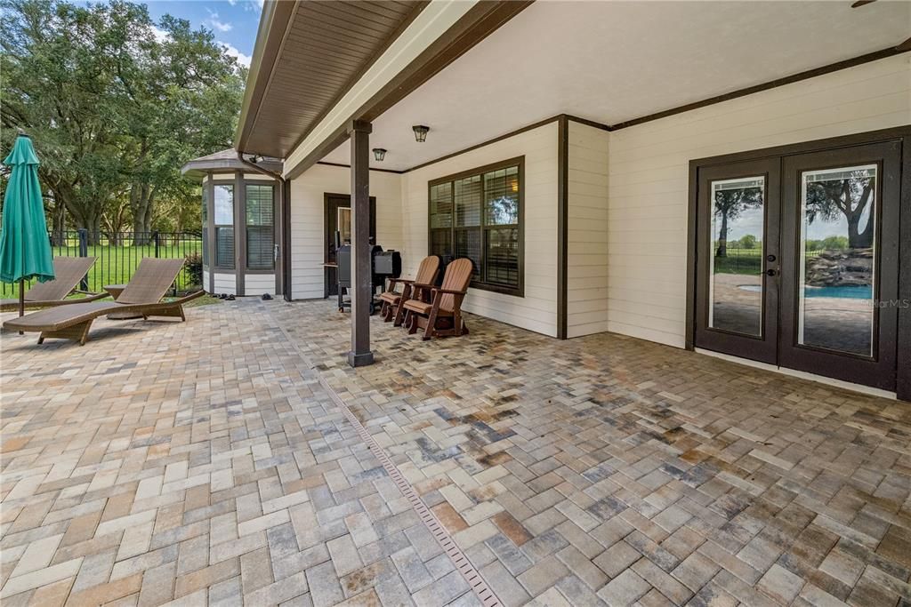 На продажу: $1,890,000 (4 спален, 4 ванн, 5489 Квадратных фут)