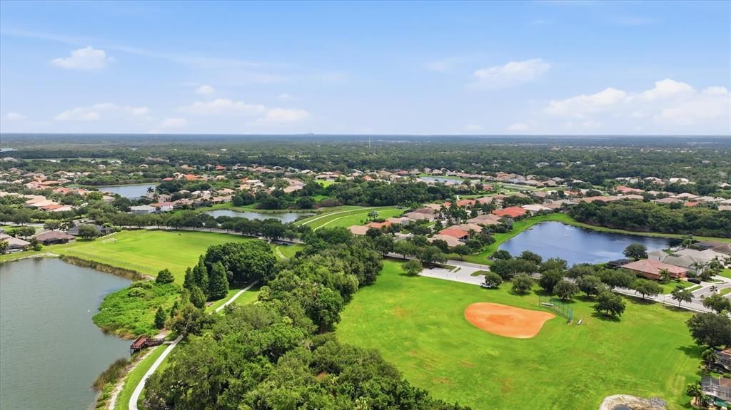 En Venta: $549,900 (3 camas, 2 baños, 2276 Pies cuadrados)