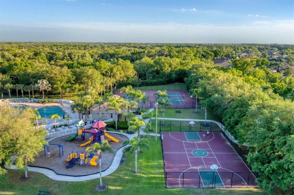 En Venta: $549,900 (3 camas, 2 baños, 2276 Pies cuadrados)