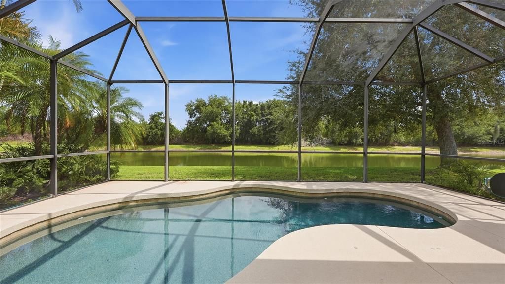 En Venta: $549,900 (3 camas, 2 baños, 2276 Pies cuadrados)