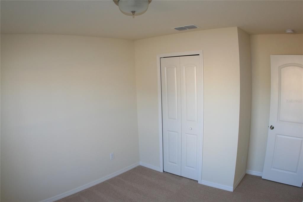 For Rent: $1,800 (3 beds, 2 baths, 1406 Square Feet)