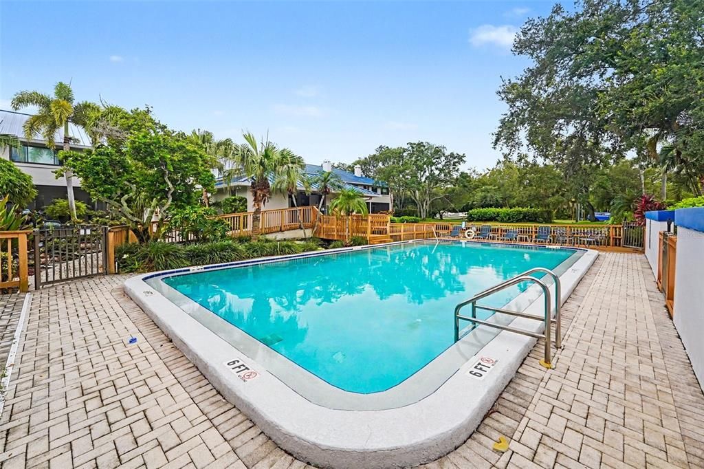 En Venta: $500,000 (2 camas, 2 baños, 1810 Pies cuadrados)