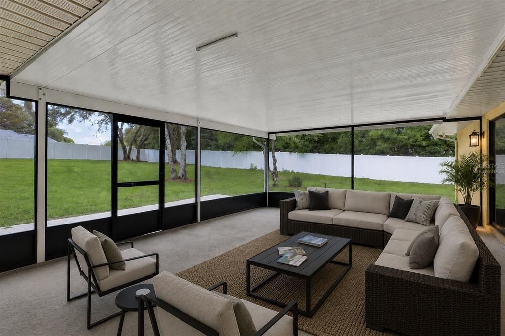 En Venta: $359,900 (3 camas, 2 baños, 2310 Pies cuadrados)
