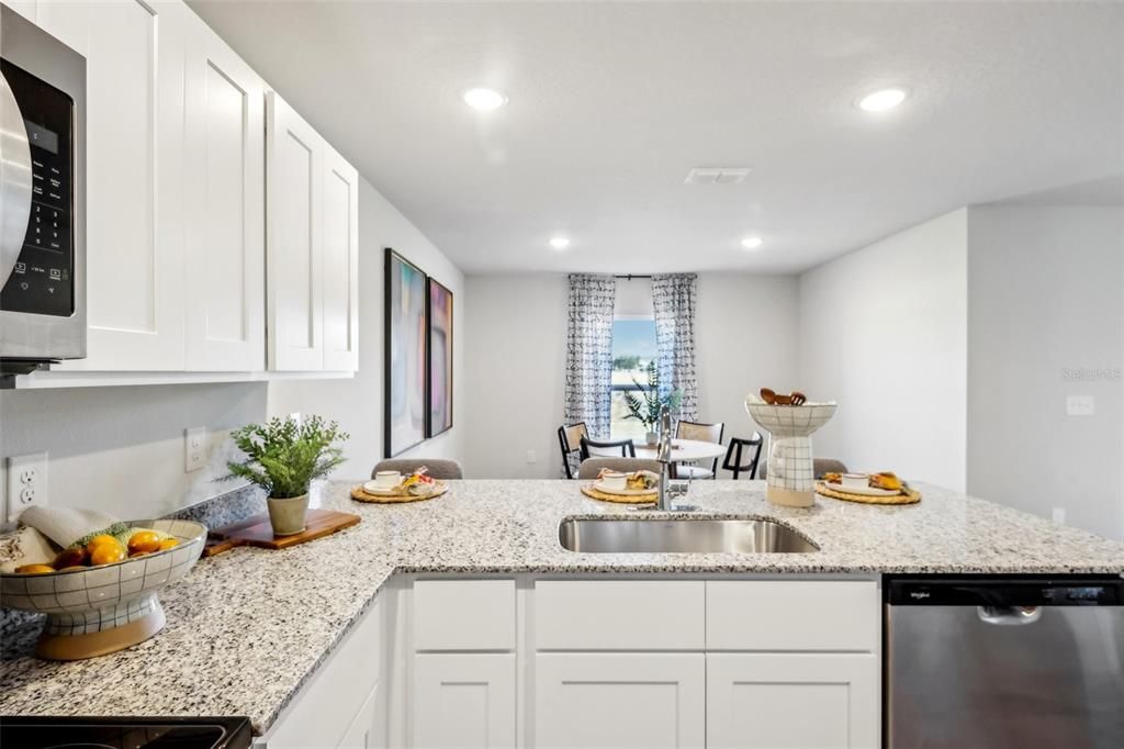 En Venta: $299,990 (3 camas, 2 baños, 1477 Pies cuadrados)