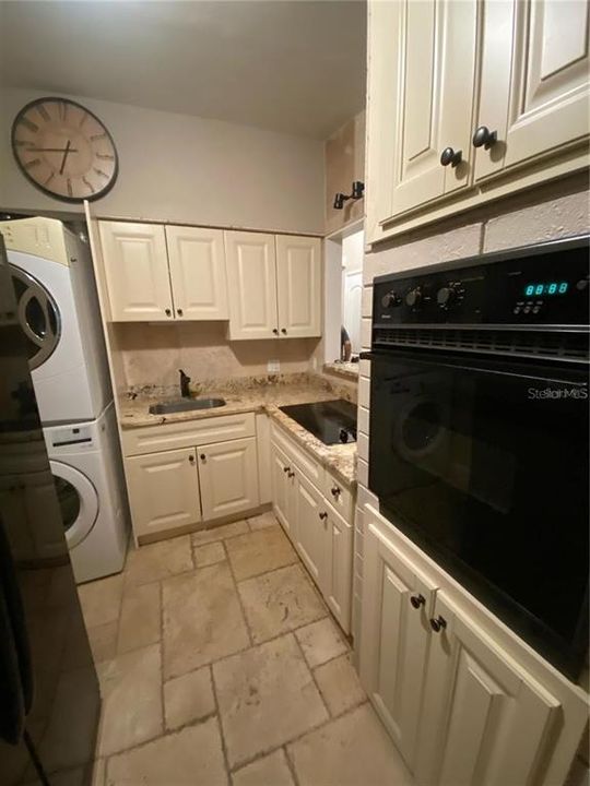 В аренду: $1,895 (2 спален, 1 ванн, 1108 Квадратных фут)