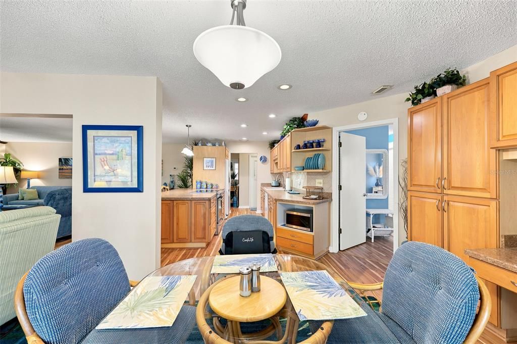 Activo con contrato: $325,000 (2 camas, 2 baños, 1836 Pies cuadrados)
