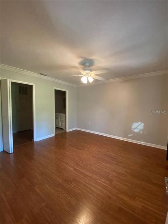 В аренду: $2,300 (2 спален, 2 ванн, 1023 Квадратных фут)