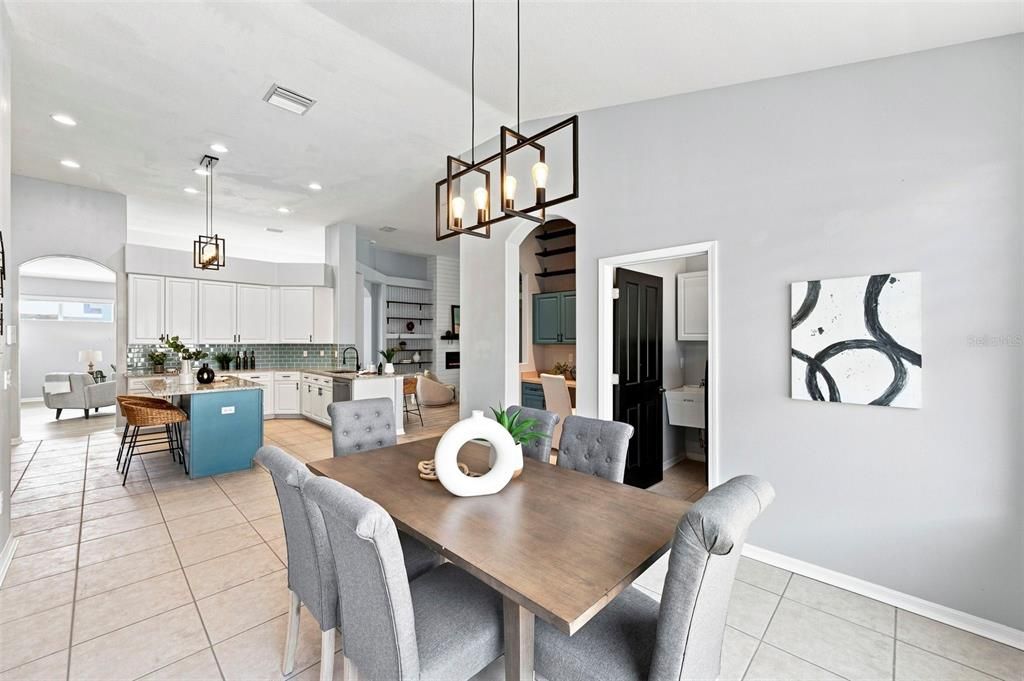 For Sale: $600,000 (4 beds, 3 baths, 2925 Square Feet)