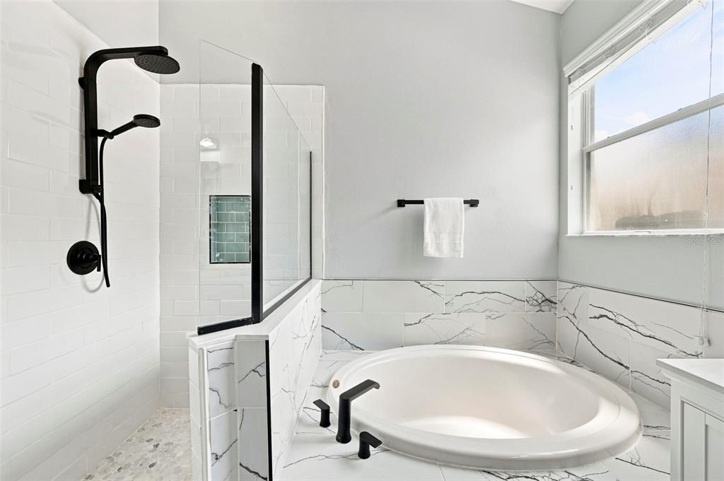 For Sale: $600,000 (4 beds, 3 baths, 2925 Square Feet)