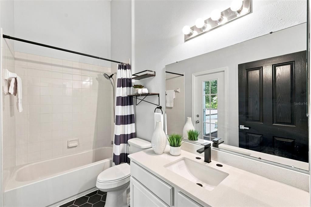 For Sale: $600,000 (4 beds, 3 baths, 2925 Square Feet)