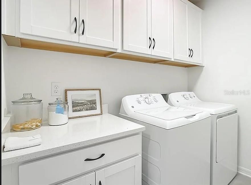 En Renta: $2,500 (4 camas, 2 baños, 2289 Pies cuadrados)