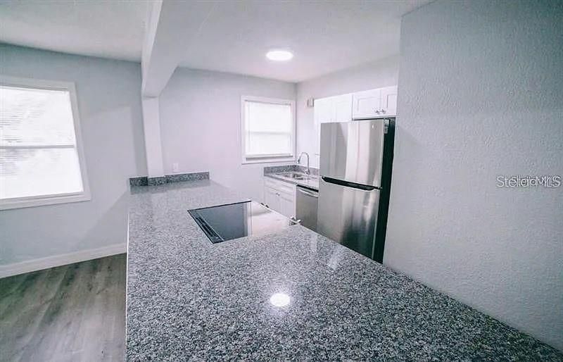 En Renta: $2,497 (3 camas, 2 baños, 1275 Pies cuadrados)