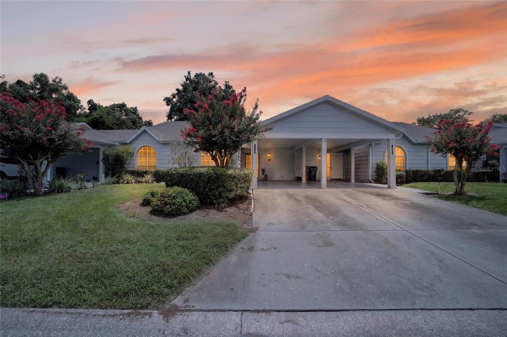 For Sale: $219,000 (2 beds, 2 baths, 1134 Square Feet)