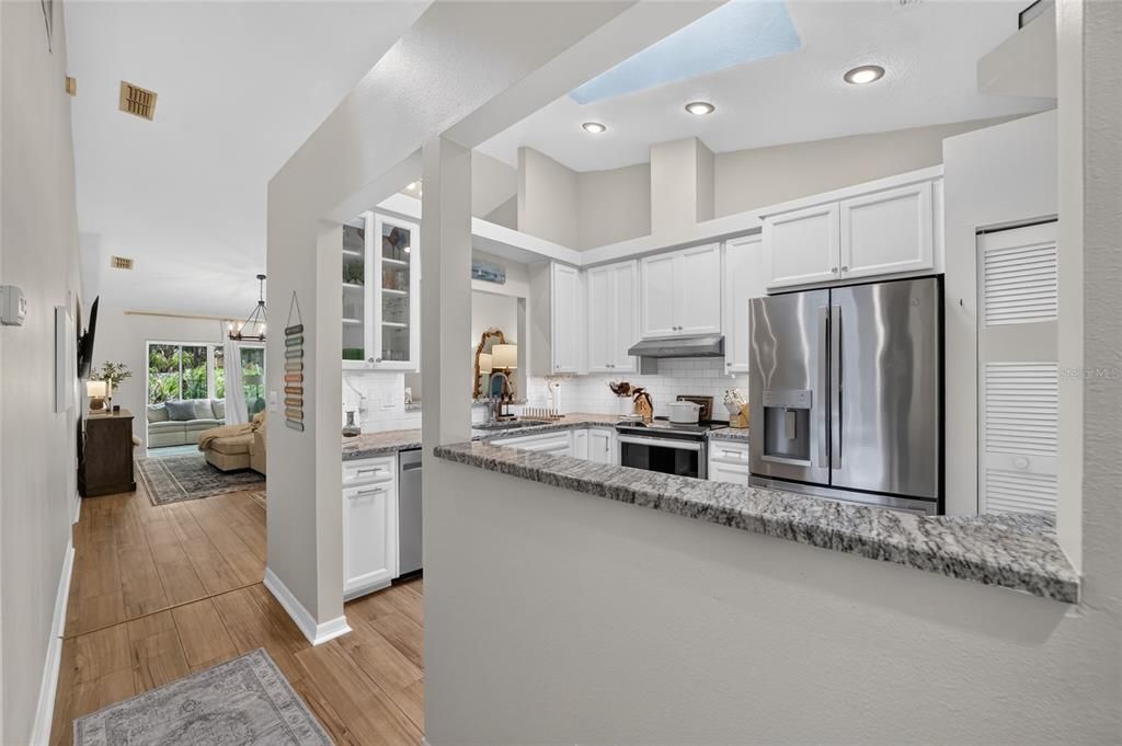 For Sale: $219,000 (2 beds, 2 baths, 1134 Square Feet)