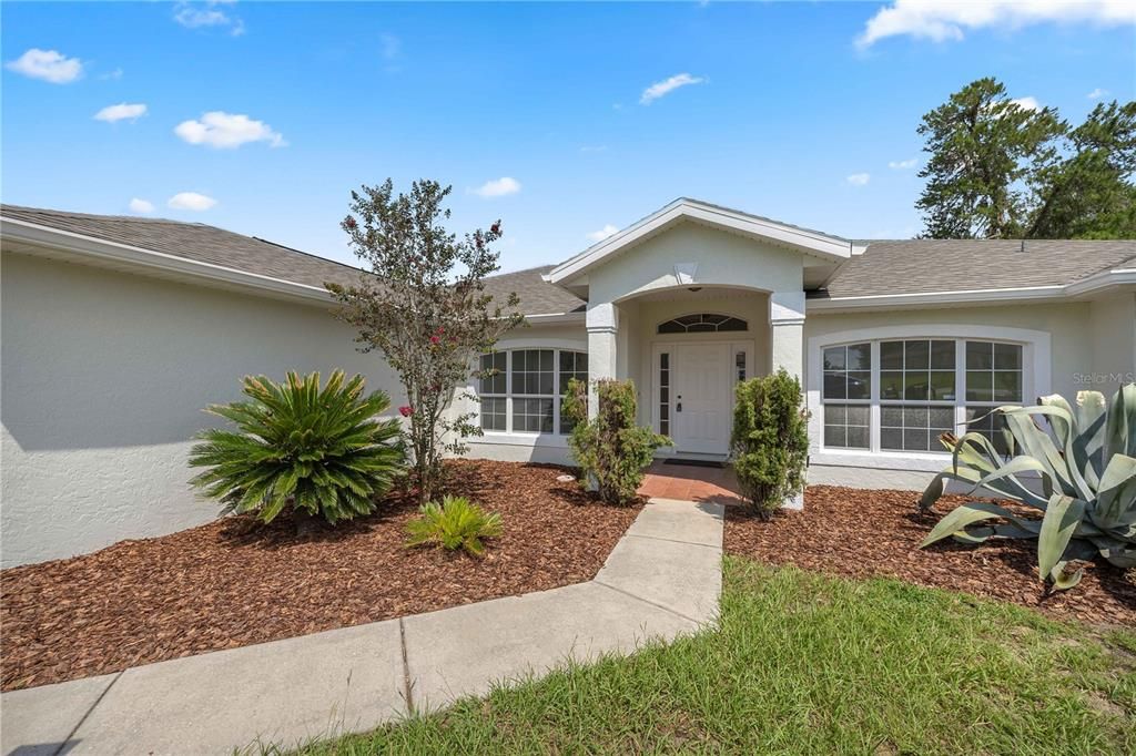 For Sale: $339,000 (3 beds, 2 baths, 2102 Square Feet)