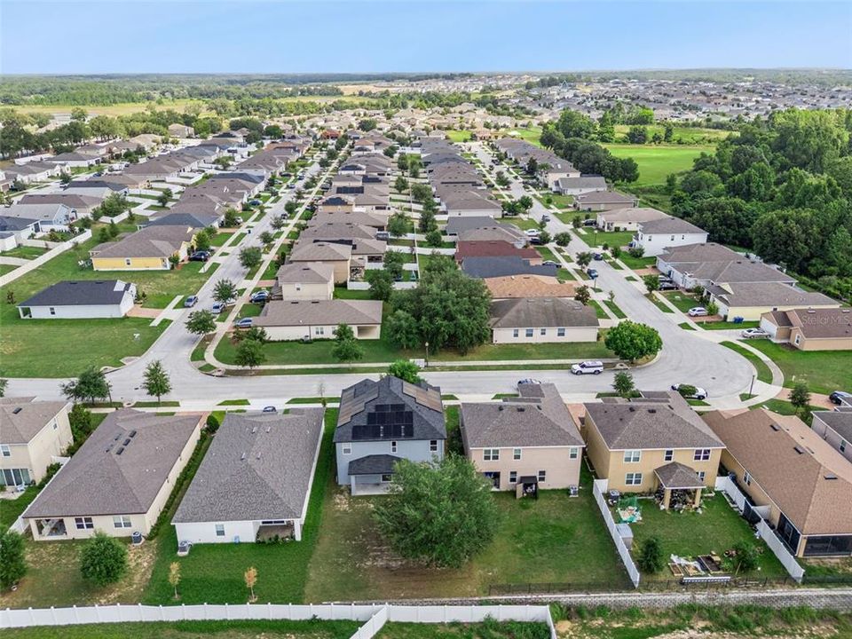 На продажу: $399,900 (5 спален, 3 ванн, 2753 Квадратных фут)